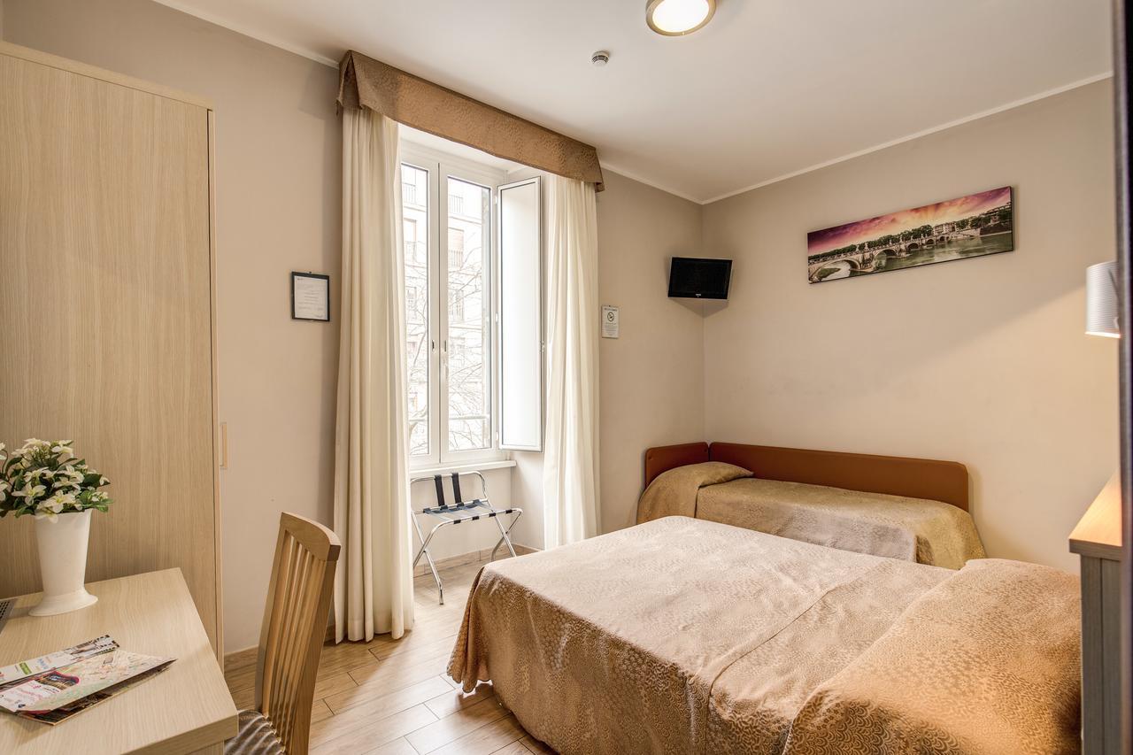 Couette-café Buonarroti 3*