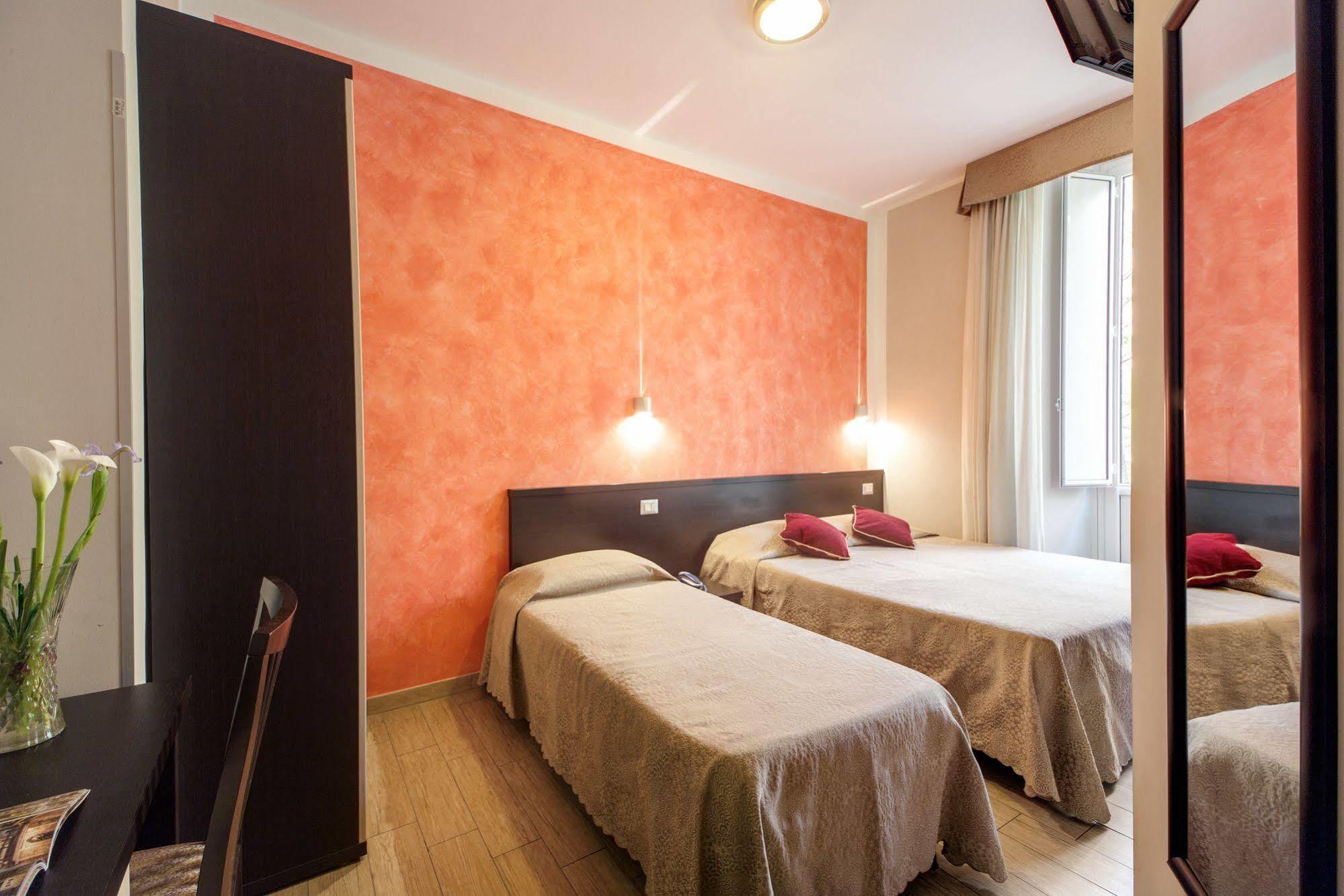 Buonarroti Couette-café 3*