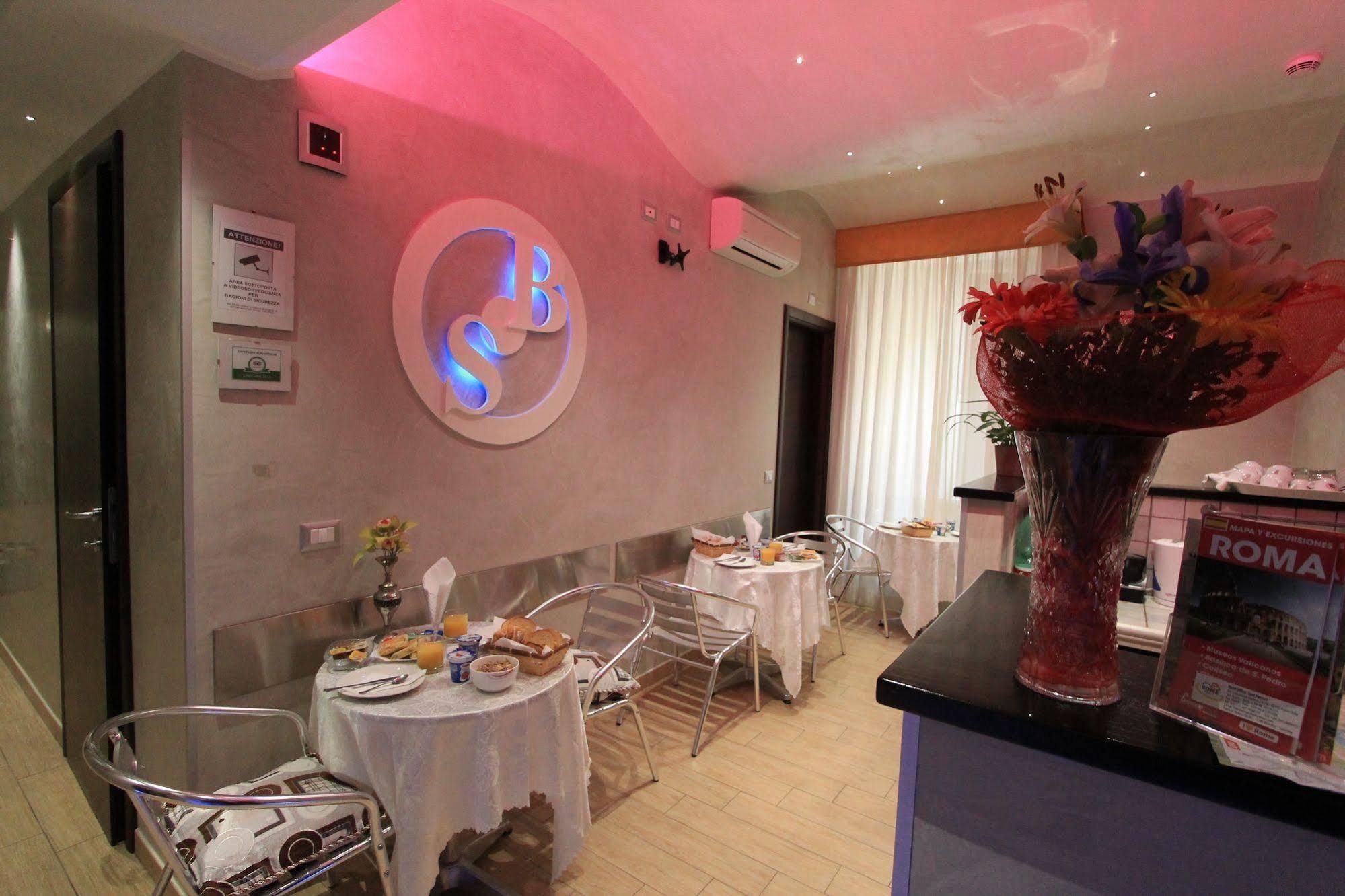 Buonarroti Couette-café